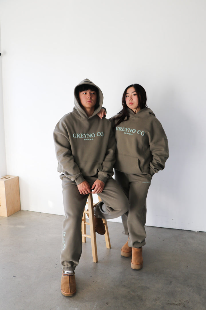 Lucky 8 Sweatpants - Stone Green